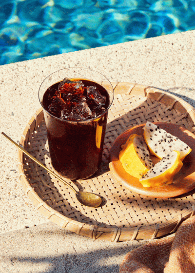 766_BAqSMA_pool-side-coffeegif.gif